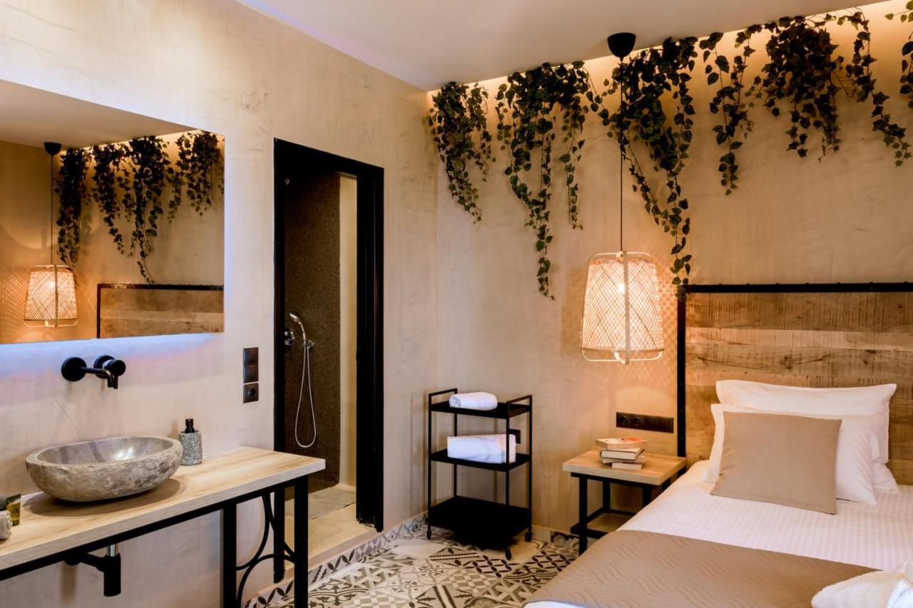 הרסוניסוס Driades Luxury Apartments מראה חיצוני תמונה