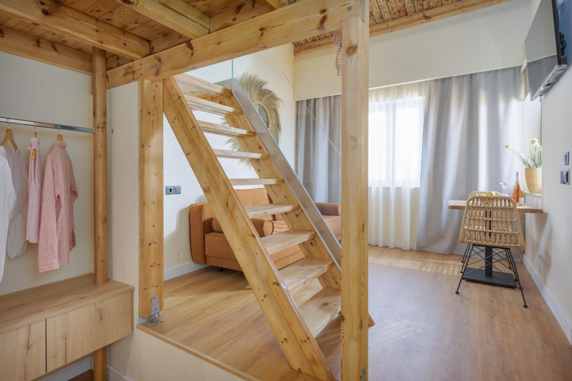 הרסוניסוס Driades Luxury Apartments מראה חיצוני תמונה