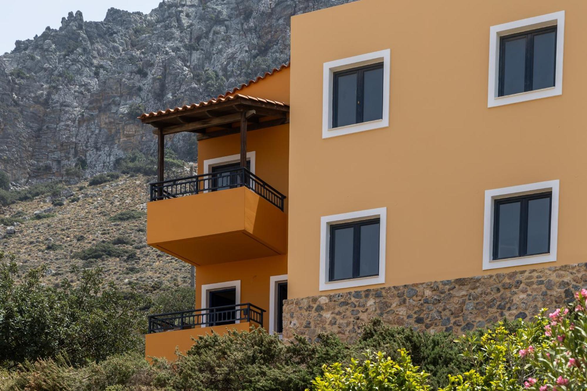 הרסוניסוס Driades Luxury Apartments מראה חיצוני תמונה