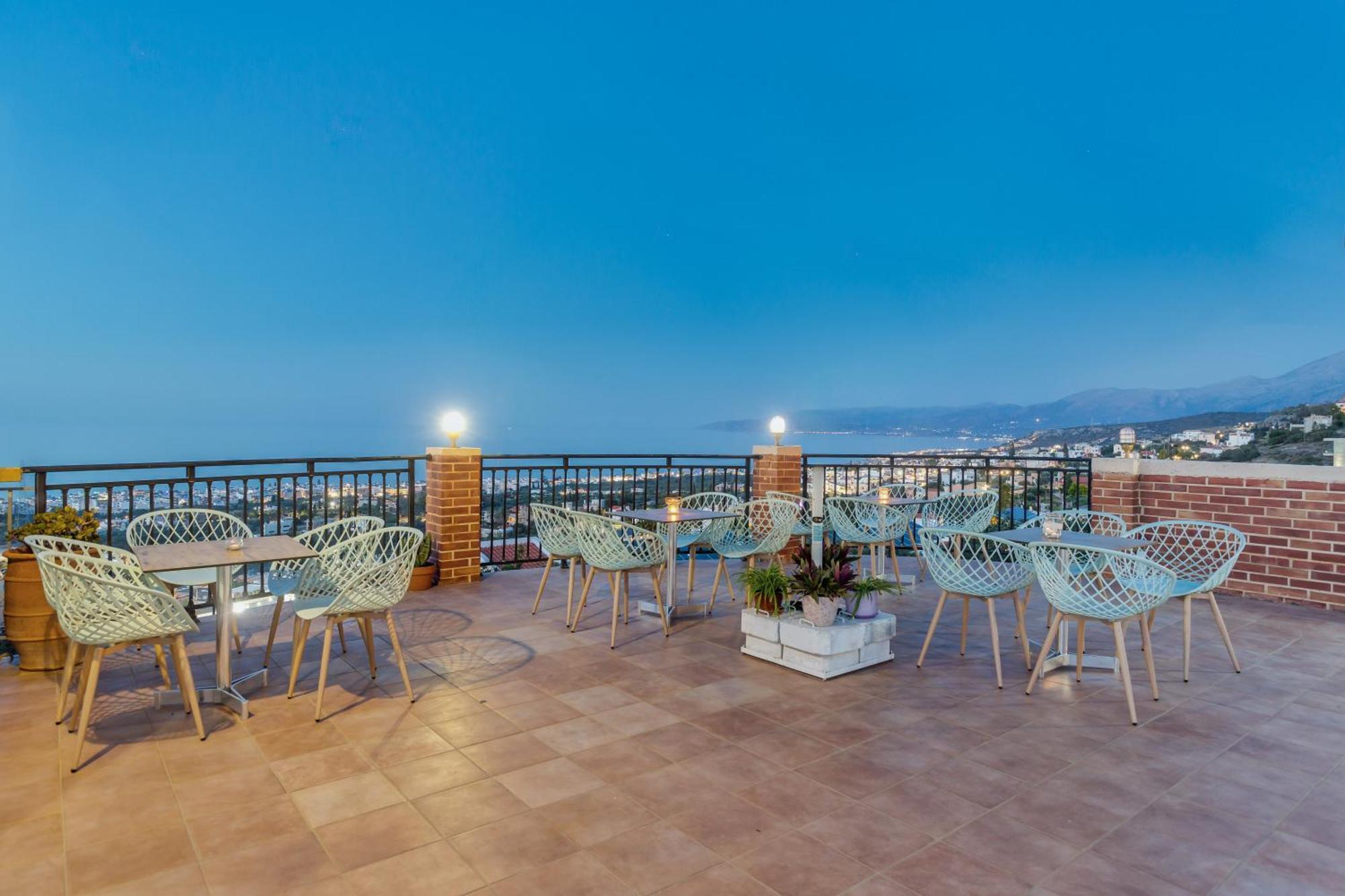 הרסוניסוס Driades Luxury Apartments מראה חיצוני תמונה